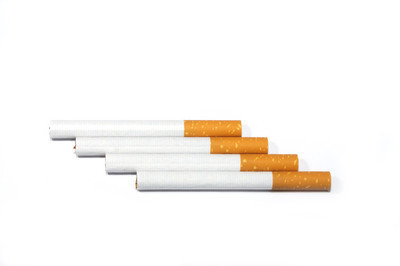 青岛哪里有卖登喜路香烟的？