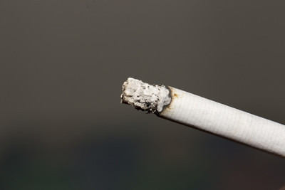 香烟会变质并且不能再吸多久？
