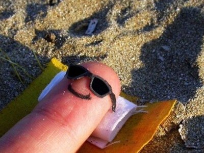 笑死人的情感说说-笑死人的说说加图片：老师说我是搅屎棍，那么我同学是什么？