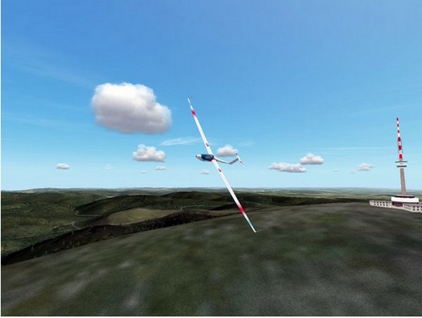 兀鹰滑翔竞赛模拟_【赛车竞速飞机模拟游戏】(160M)